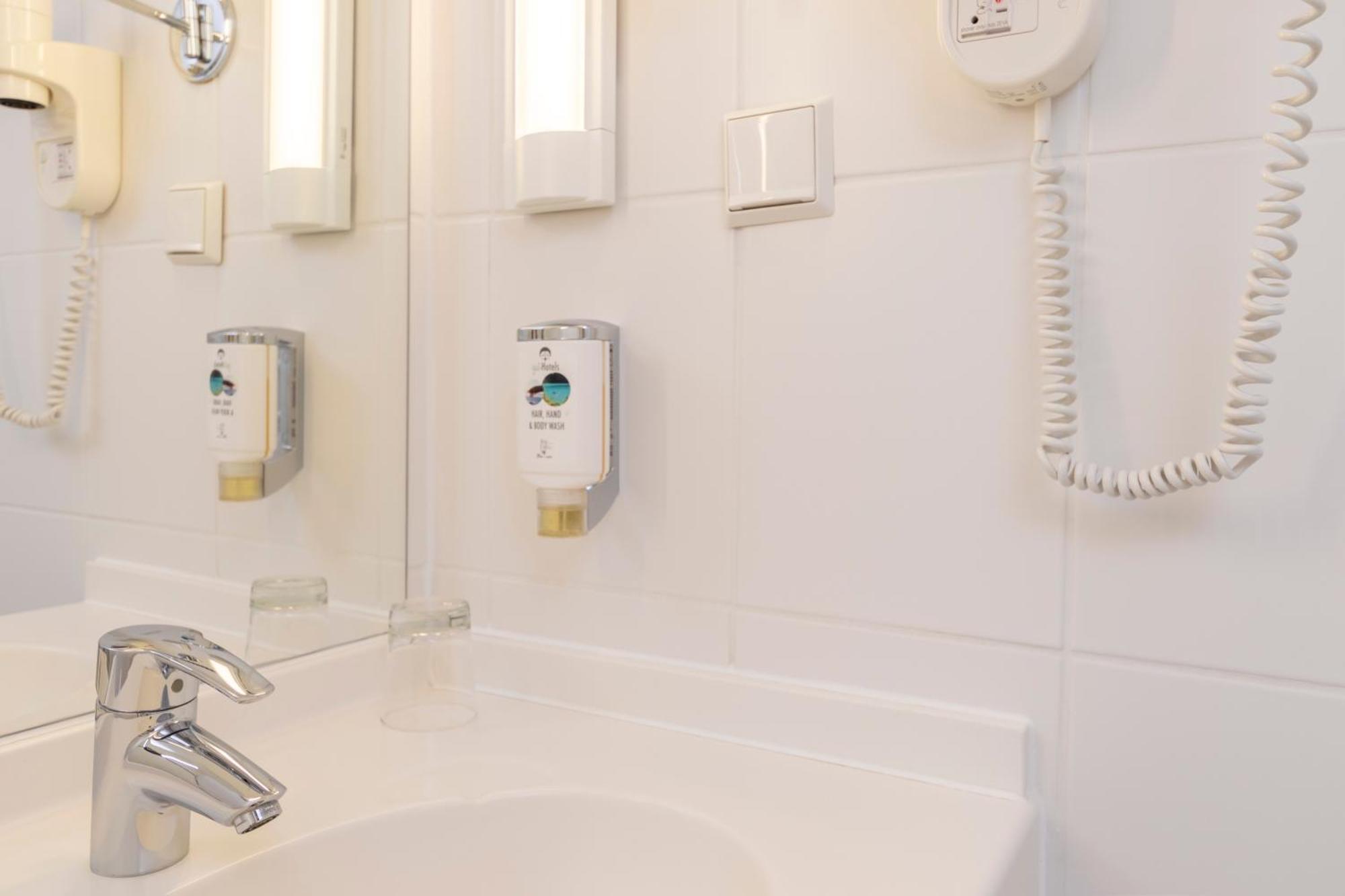 Baltic Hotel Luebeck Quarto foto